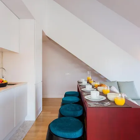 Leisure Luxury Downtown Duplex By Joivy